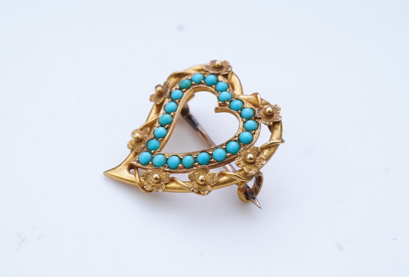 An Edwardian gold and turquoise brooch, early 20th century